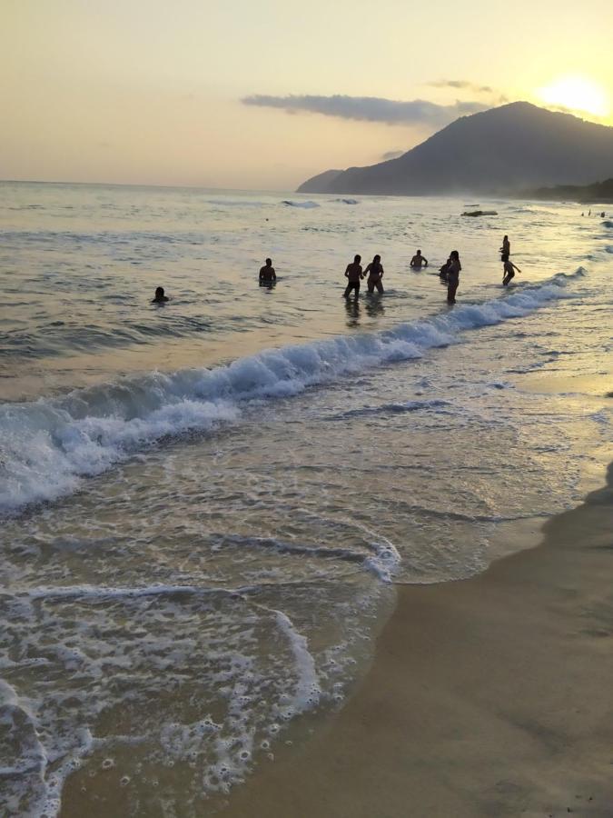 Casa Na Praia De Maresias Em Condominio Com Piscina Aquecida Na Av Principal De Maresias Esterno foto
